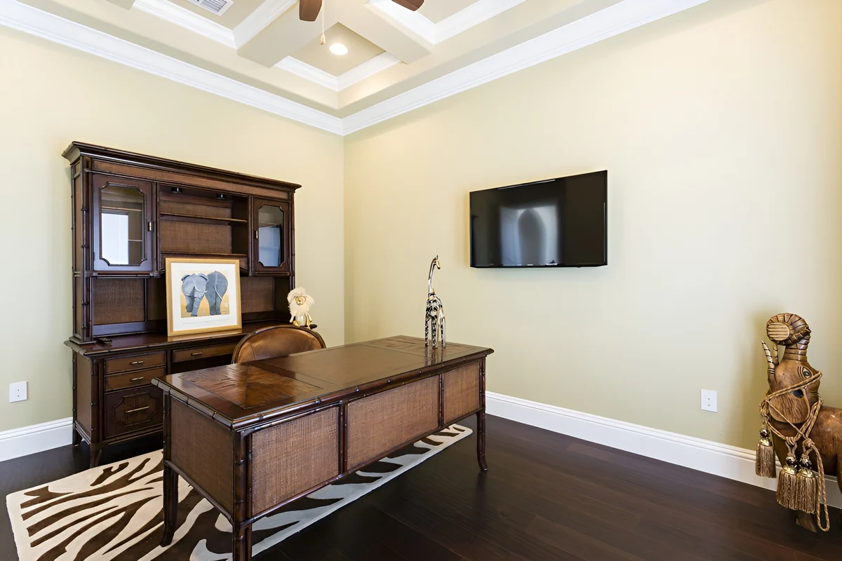 Wander Reunion Estate #30