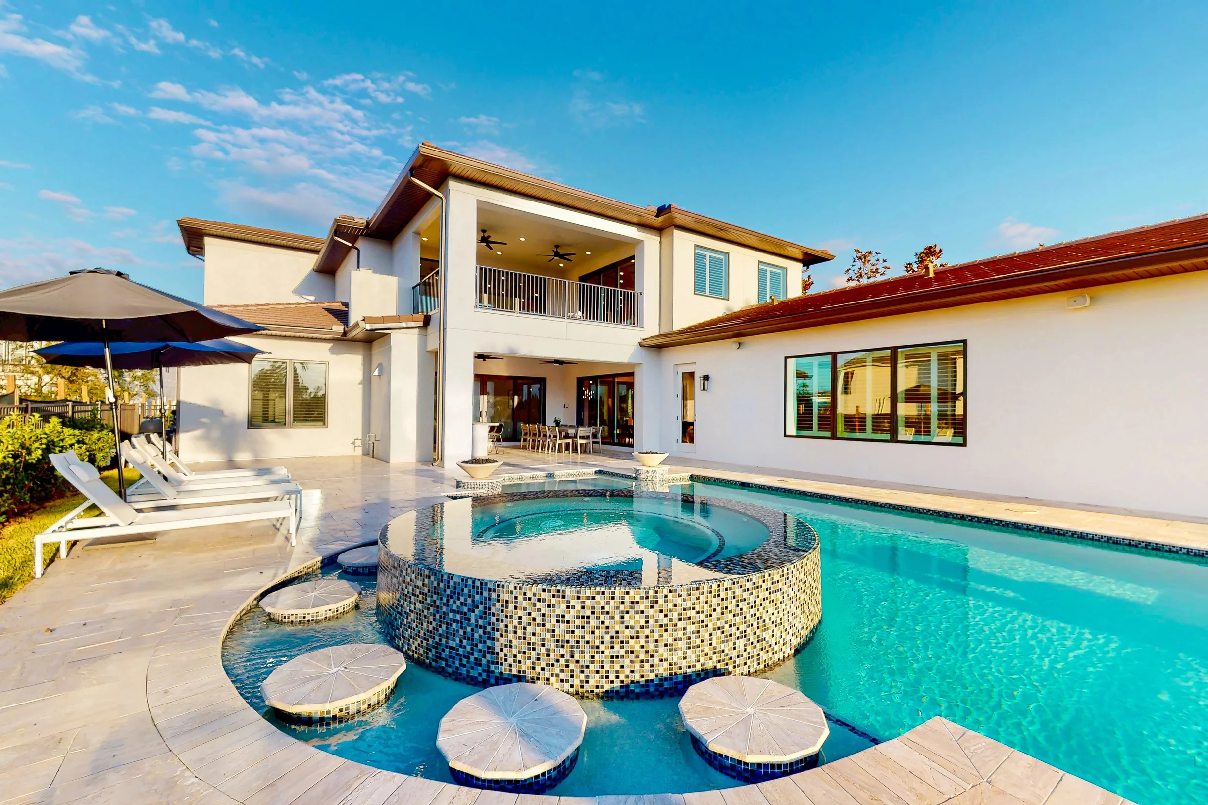 Wander Reunion Sky #1