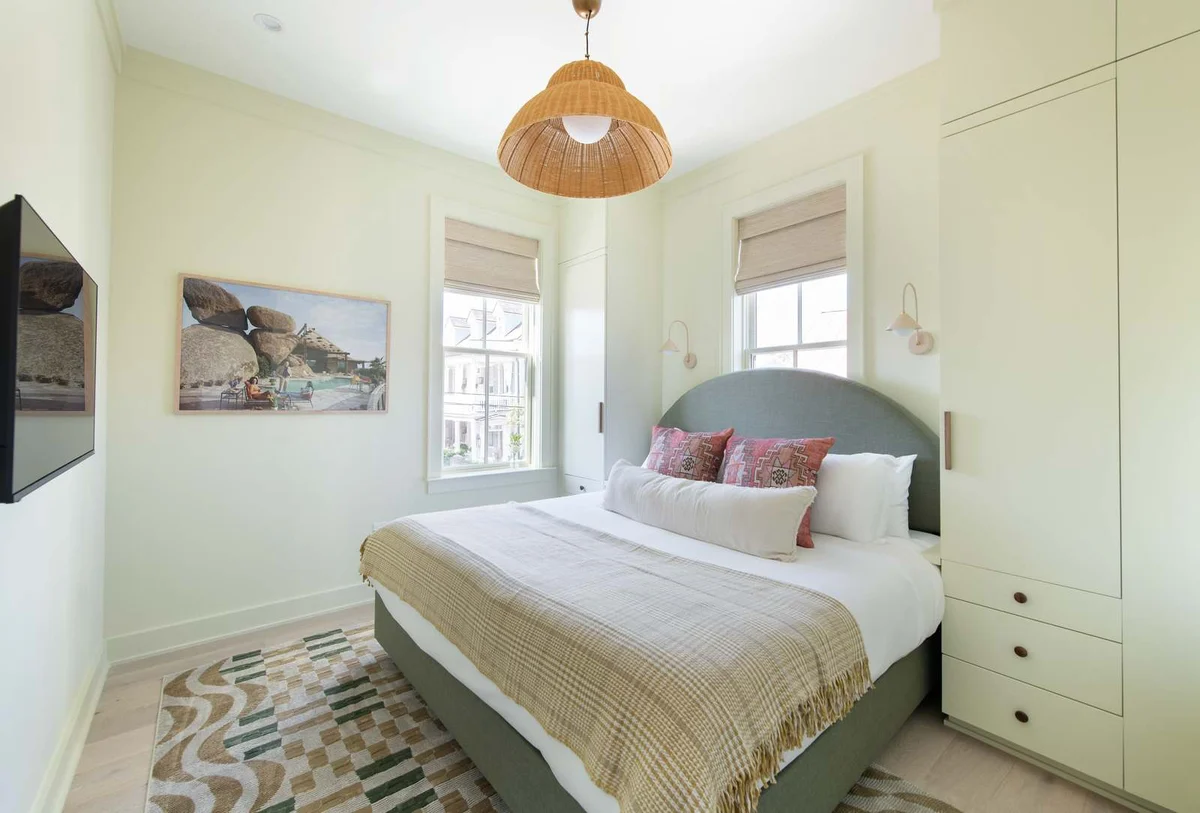 Wander Charleston Green