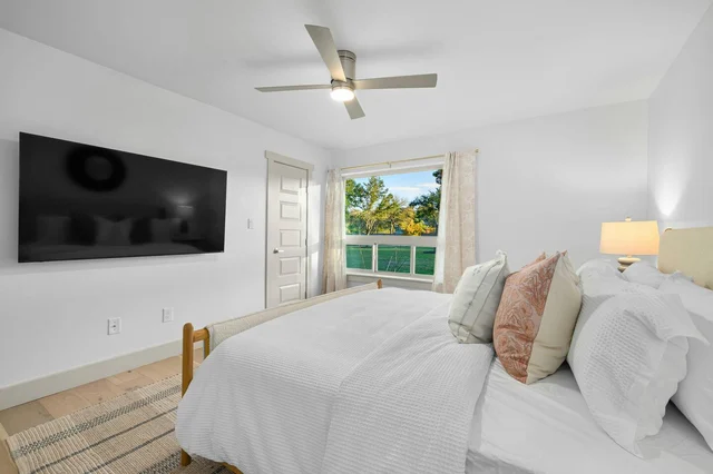 Bedroom 3 image 1