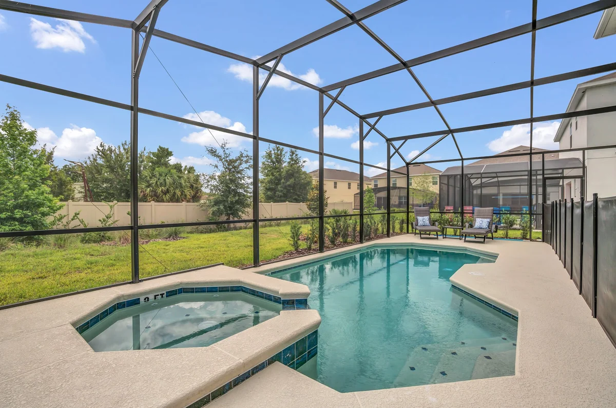 4473 Monado property photo 2
