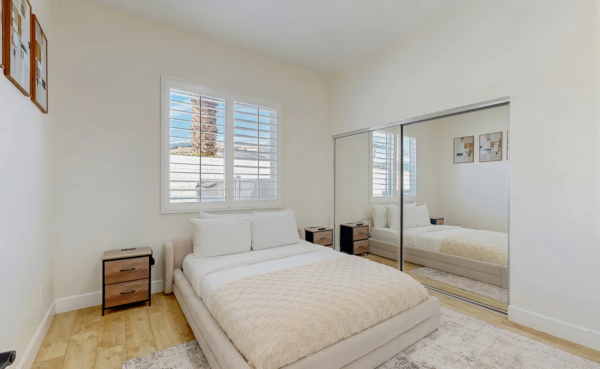 Wander Indian Wells Dunes