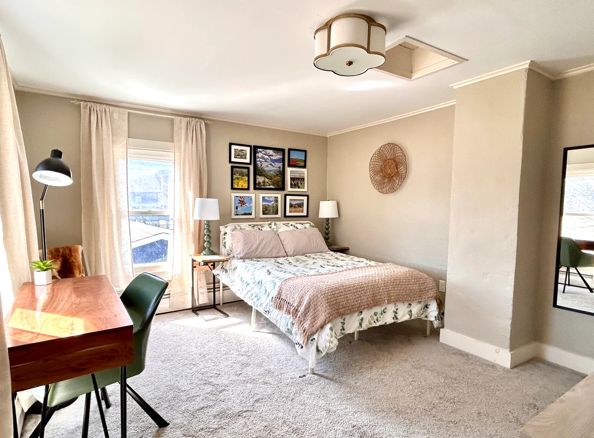 Bedroom 1 image 1