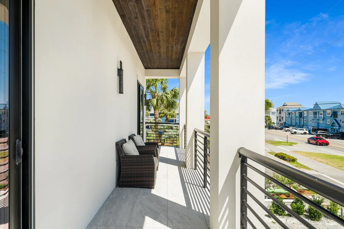 Wander Miramar Gulf Escape #18