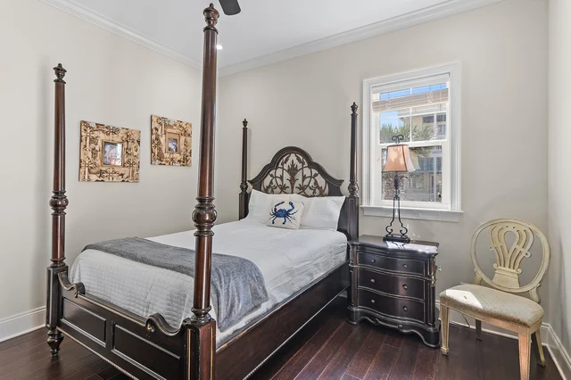 Bedroom 3 image 1