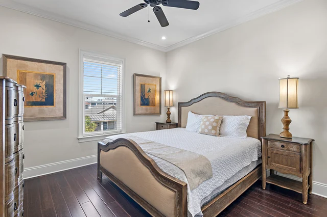 Bedroom 1 image 1