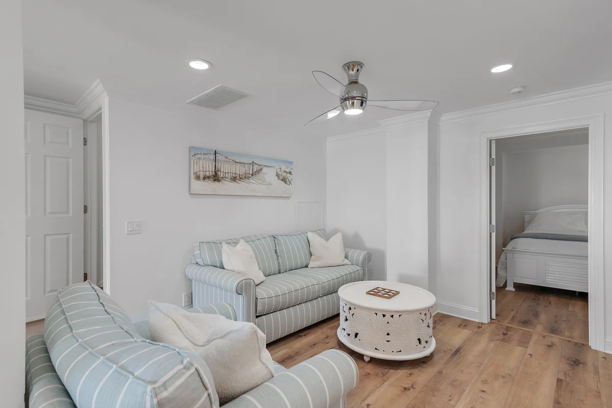 Wander Miramar Reefs #46