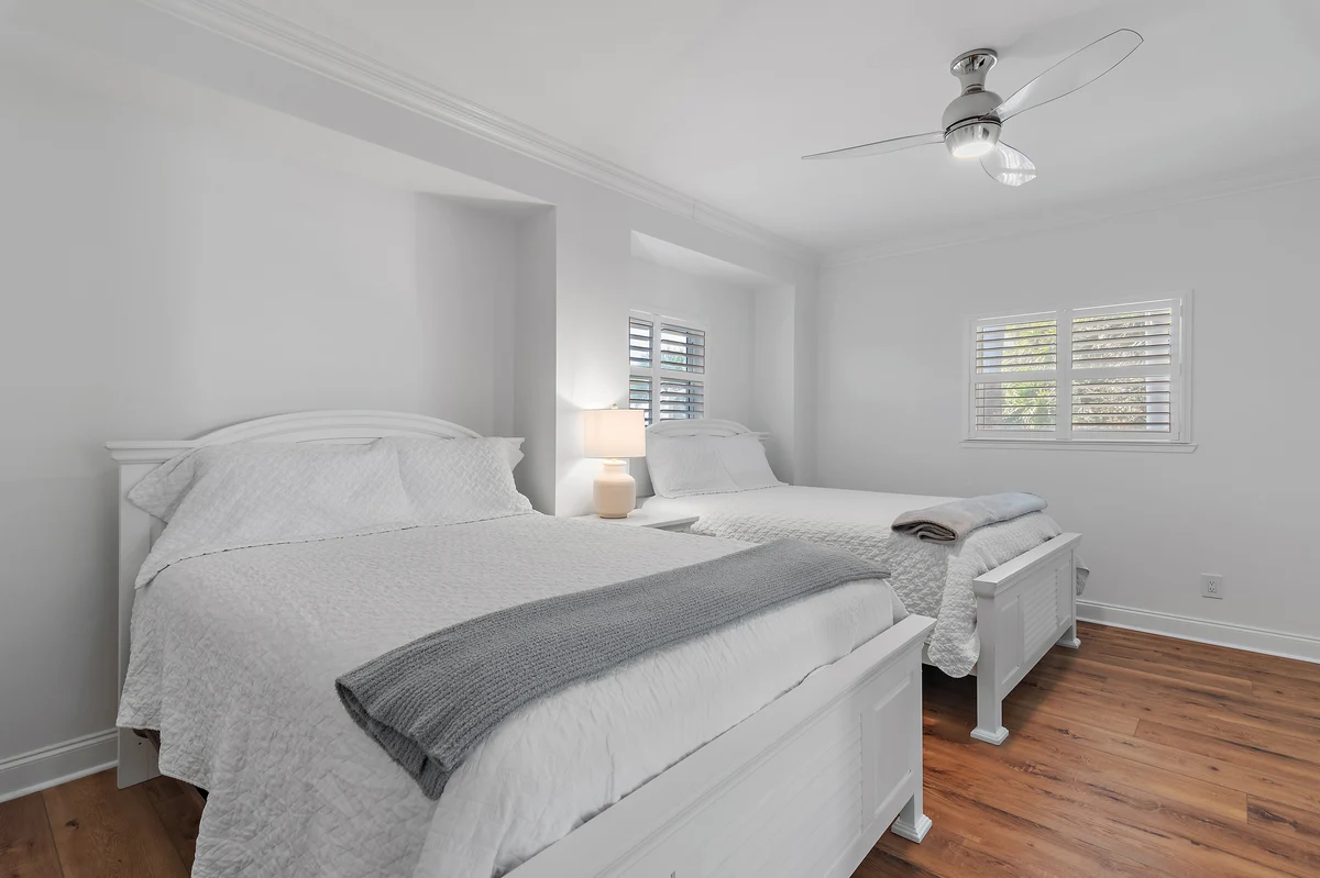 Wander Miramar Reefs #7