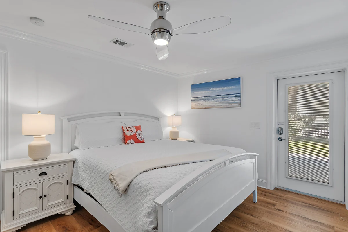 Wander Miramar Reefs #10