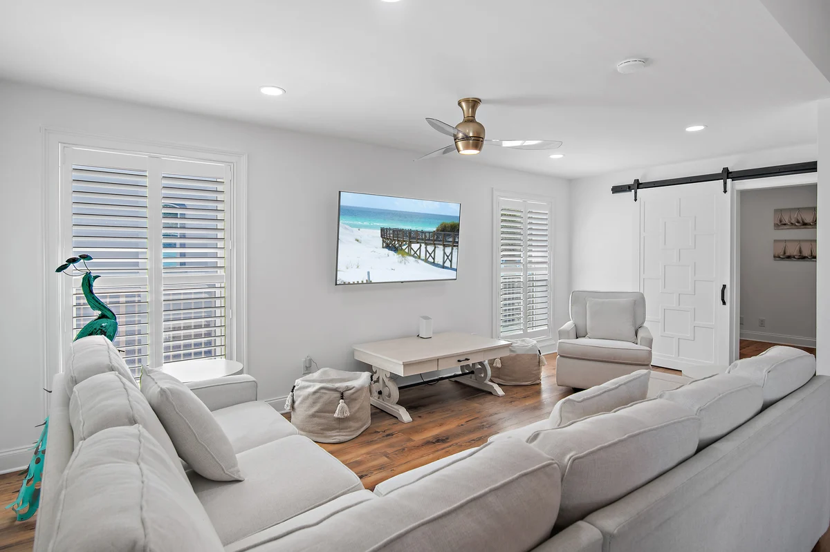 Wander Miramar Reefs #34