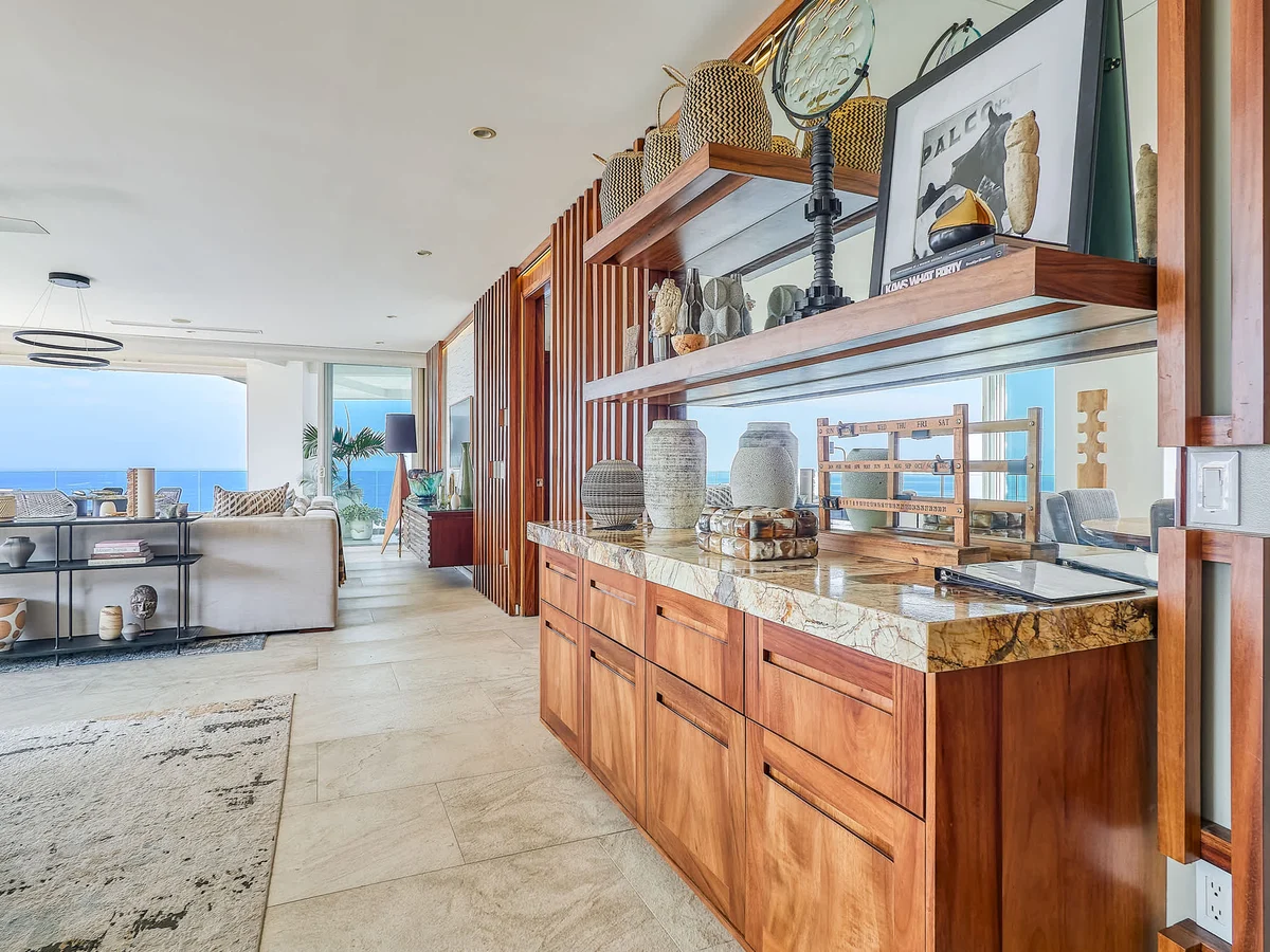 Wander Puerto Vallarta Golden #103