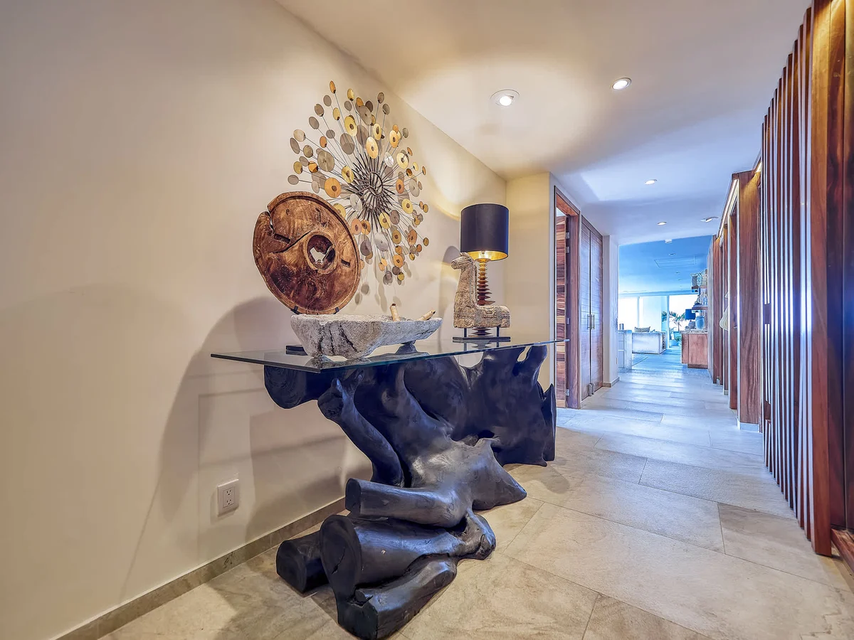 Wander Puerto Vallarta Golden #110