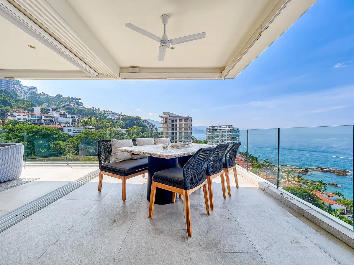 Wander Puerto Vallarta Golden #105