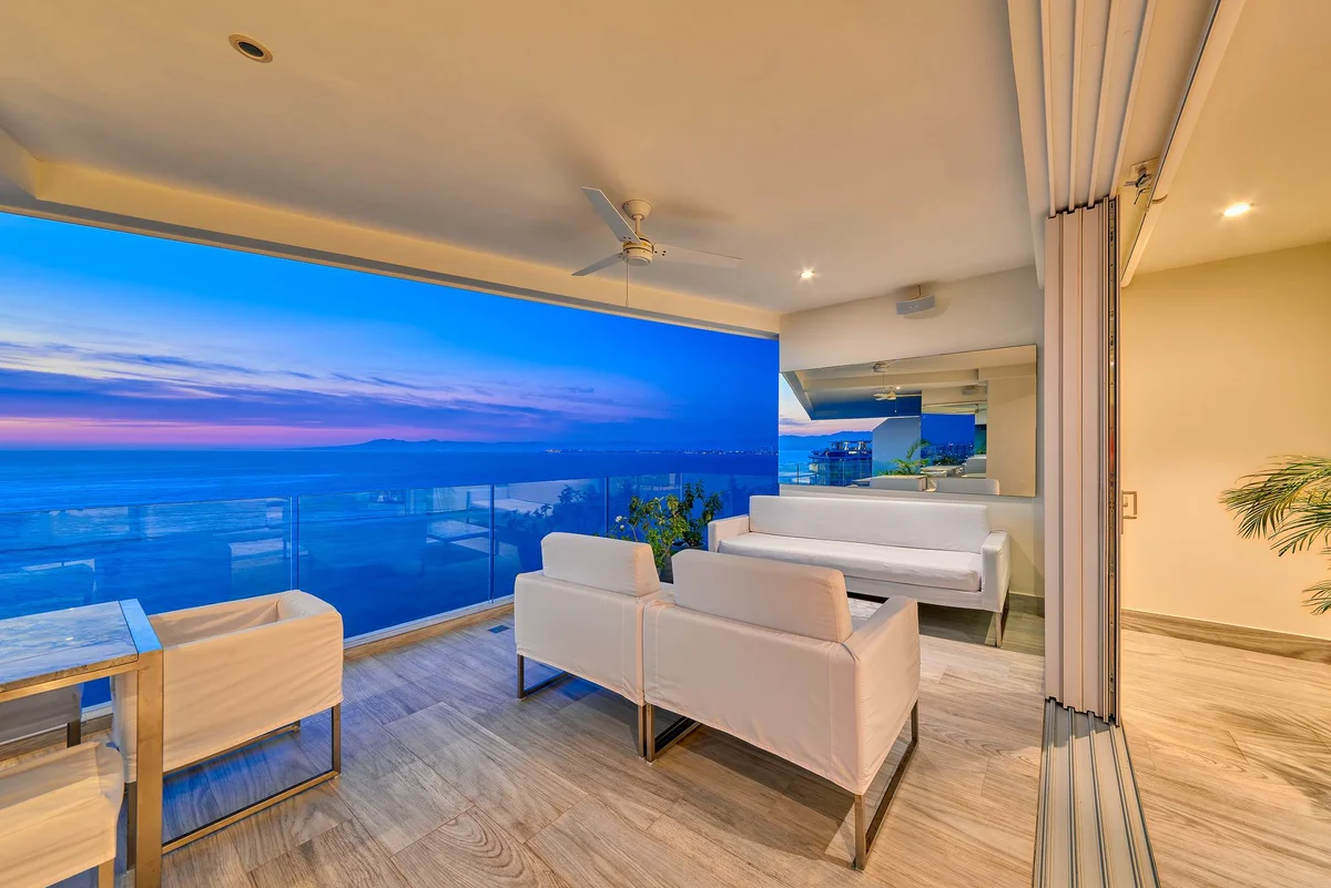 Wander Vallarta Cliffs #62