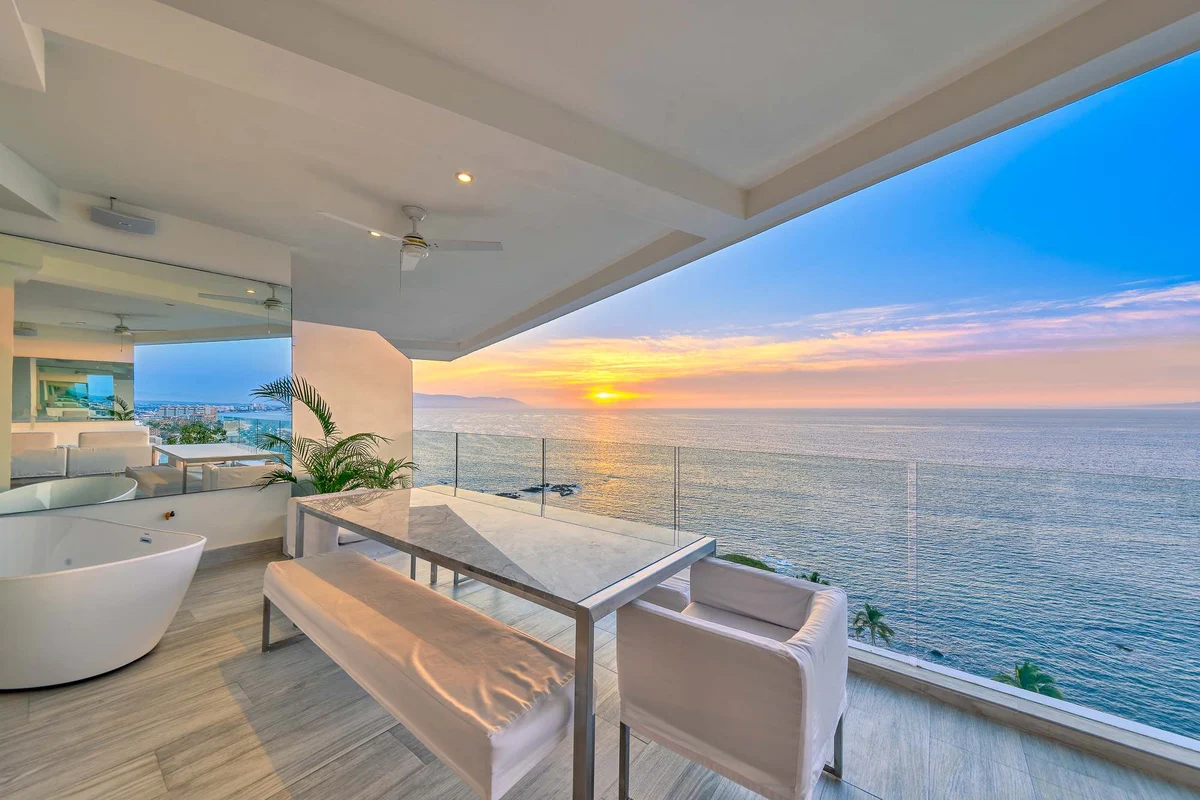 Wander Vallarta Cliffs #67