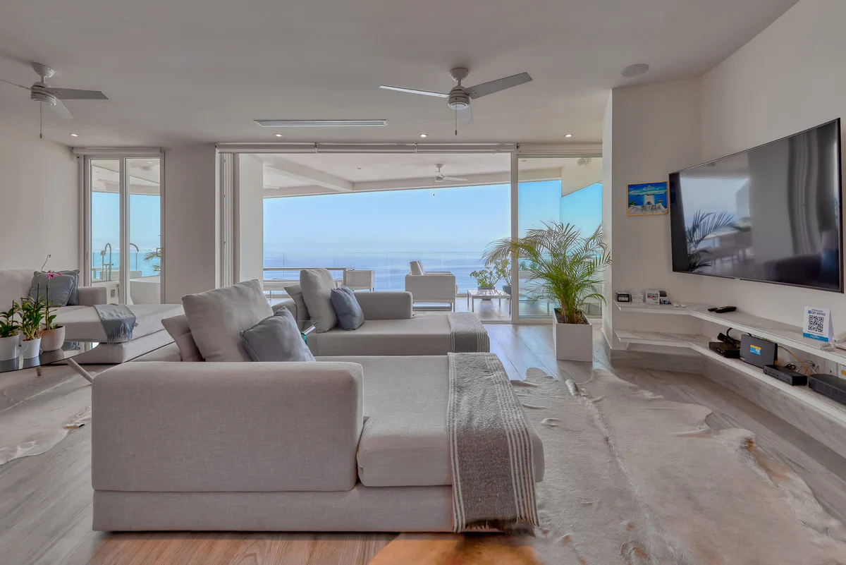 Wander Vallarta Cliffs #75