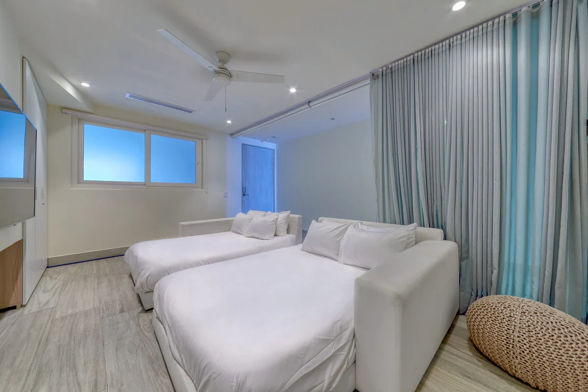 Wander Vallarta Cliffs #118