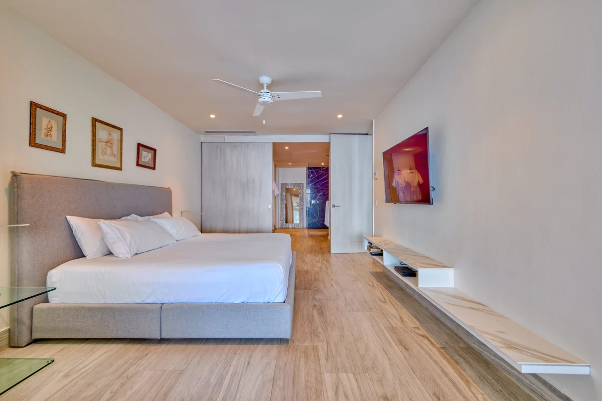 Wander Vallarta Cliffs #96