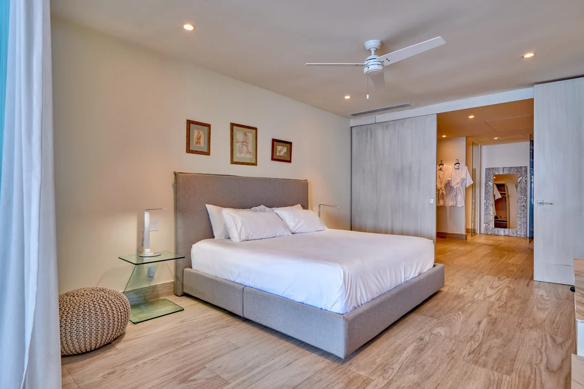 Wander Vallarta Cliffs #113