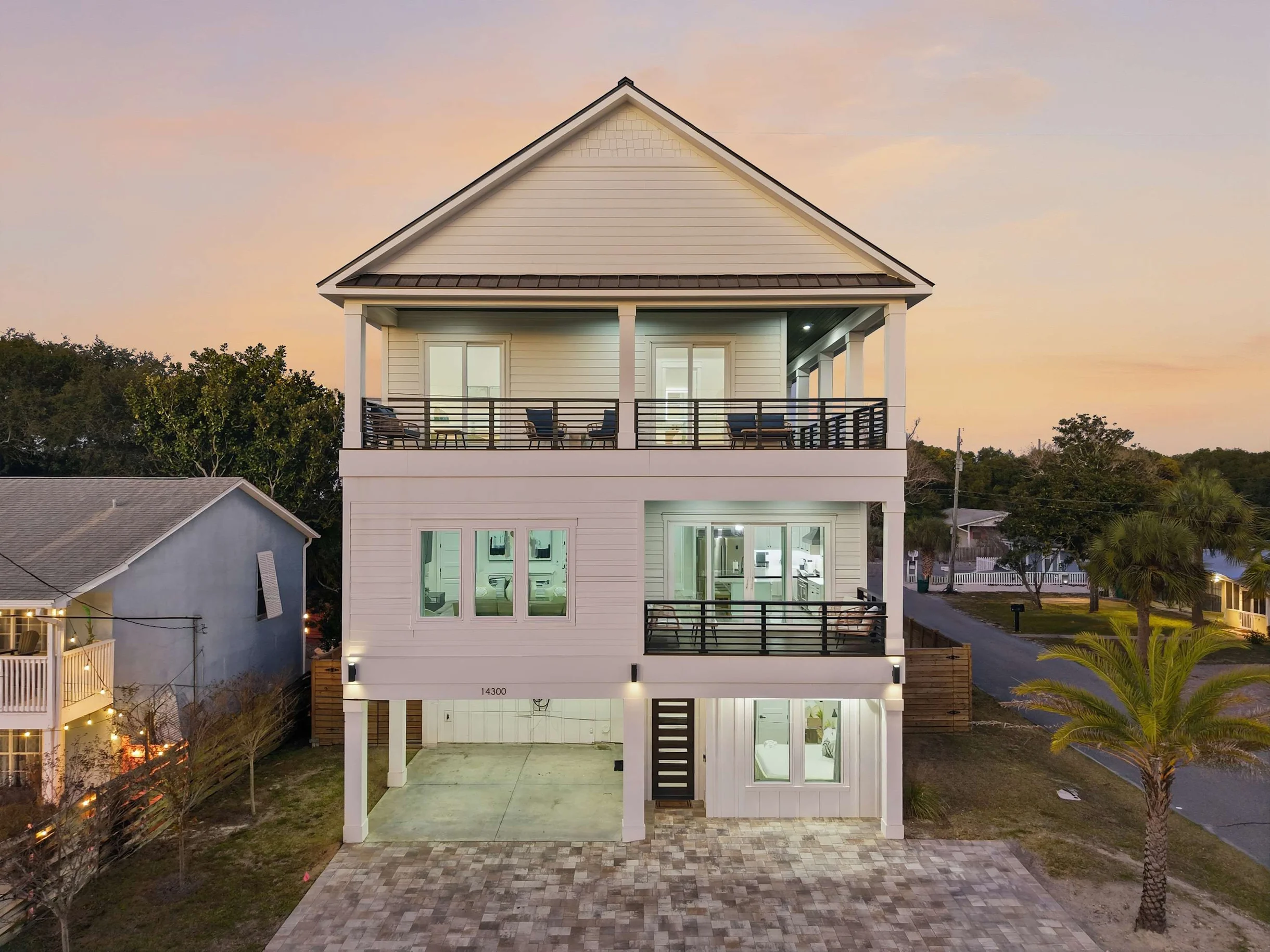 Wander Panama Shores #211