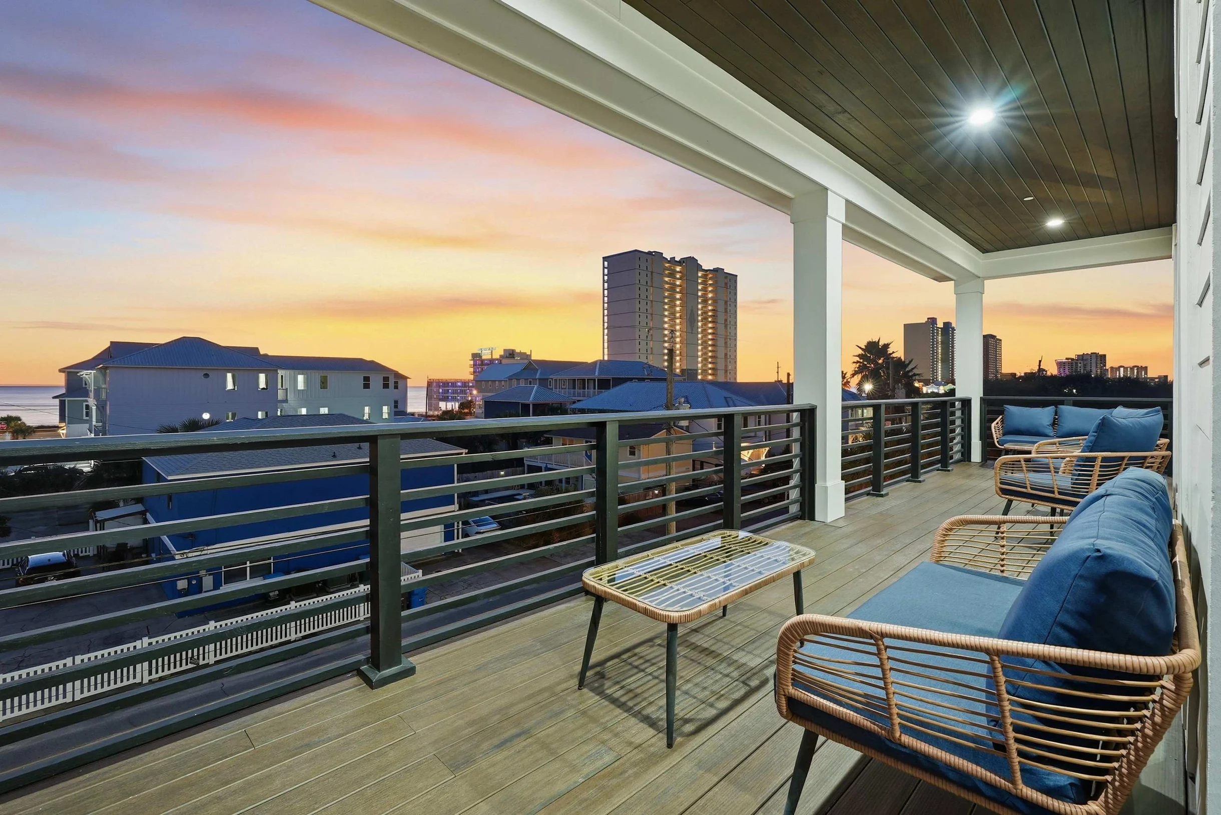 Wander Panama Shores #180