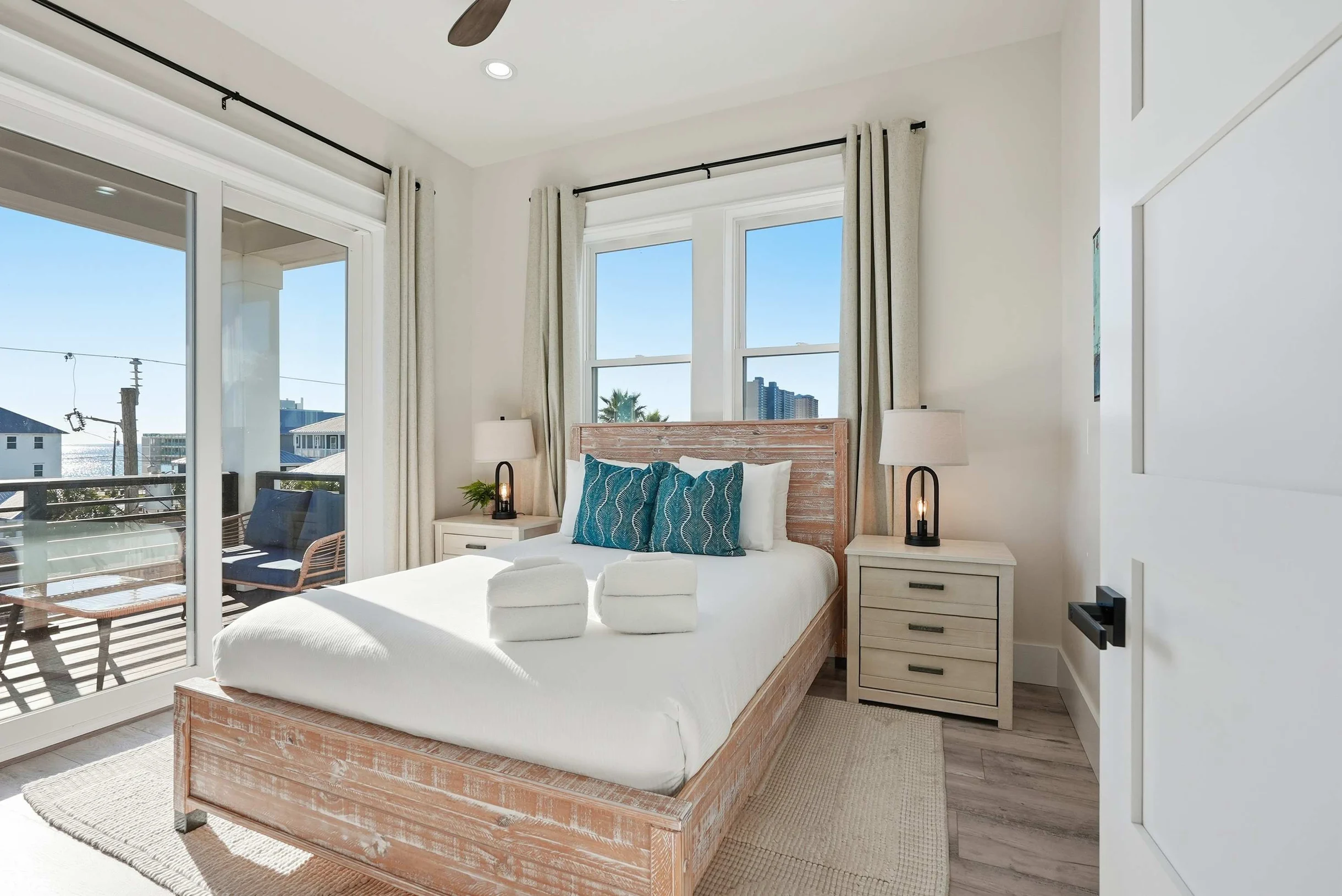 Wander Panama Shores #189