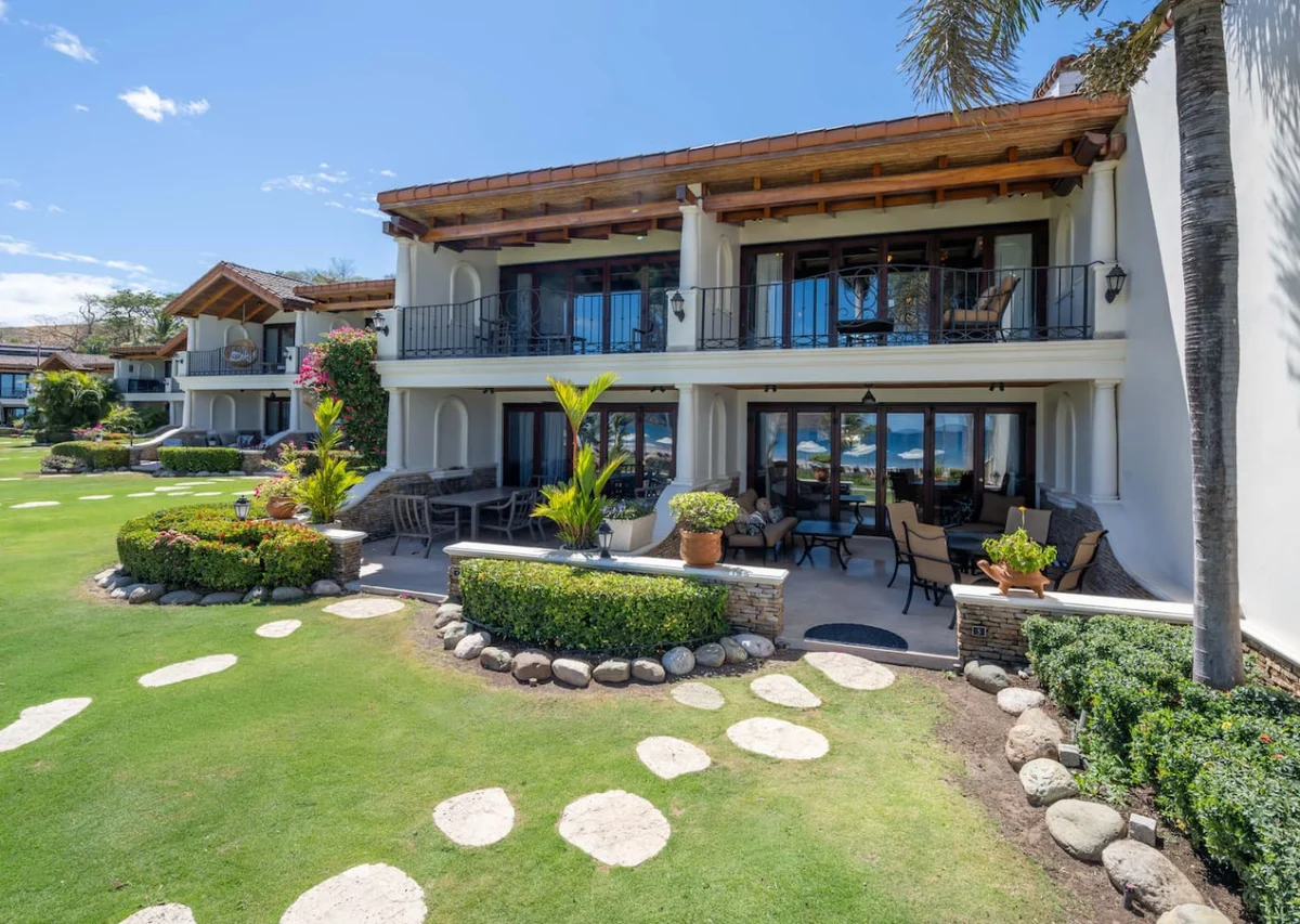 Luxury Oceanfront Villa | The Palms #8