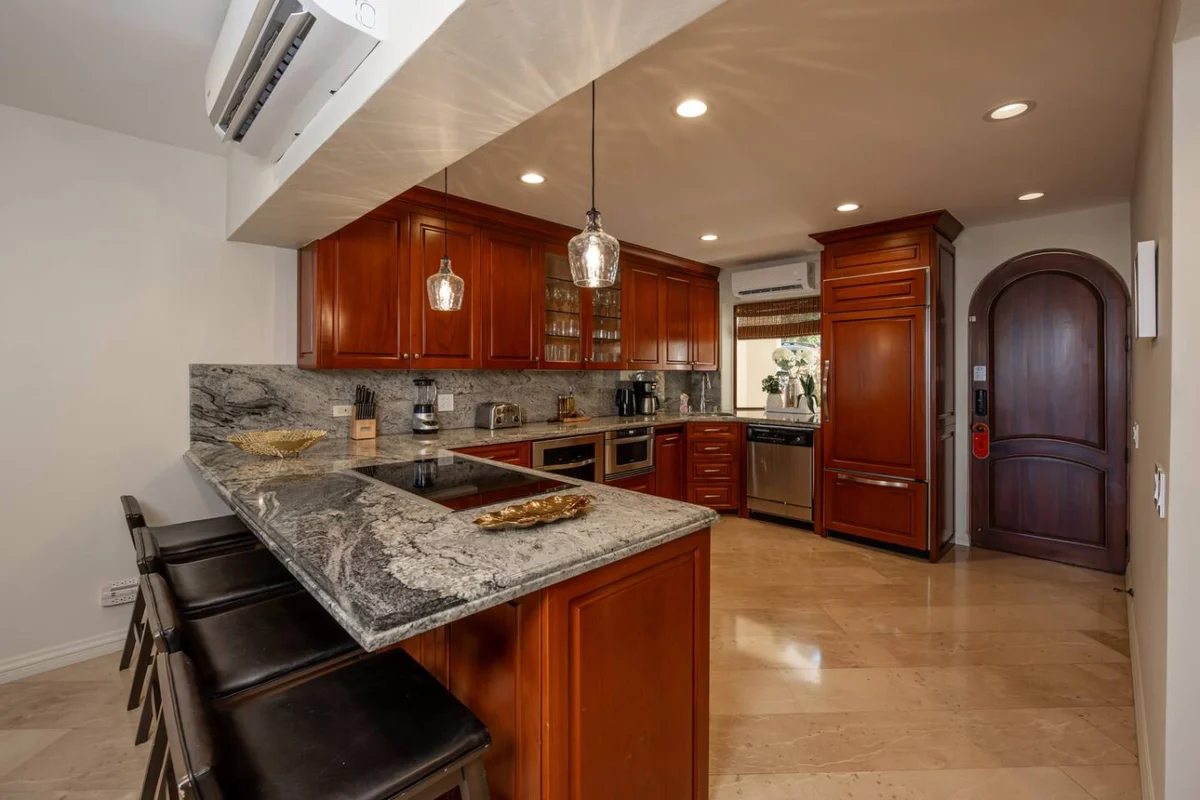 Luxury Oceanfront Villa | The Palms #3