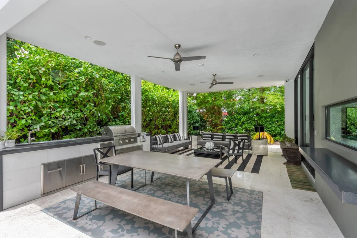 Lux Villa for 12 Miami Design District with Pool! #41