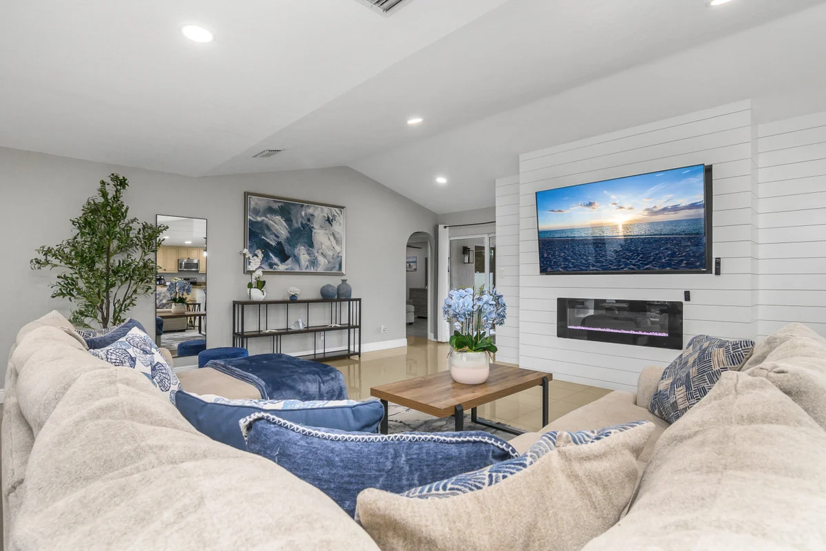 Cape Coral Dream Home – Pool, Games & Mini Golf #4