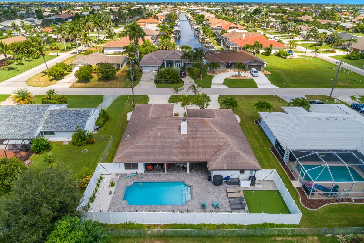 Cape Coral Dream Home – Pool, Games & Mini Golf #15