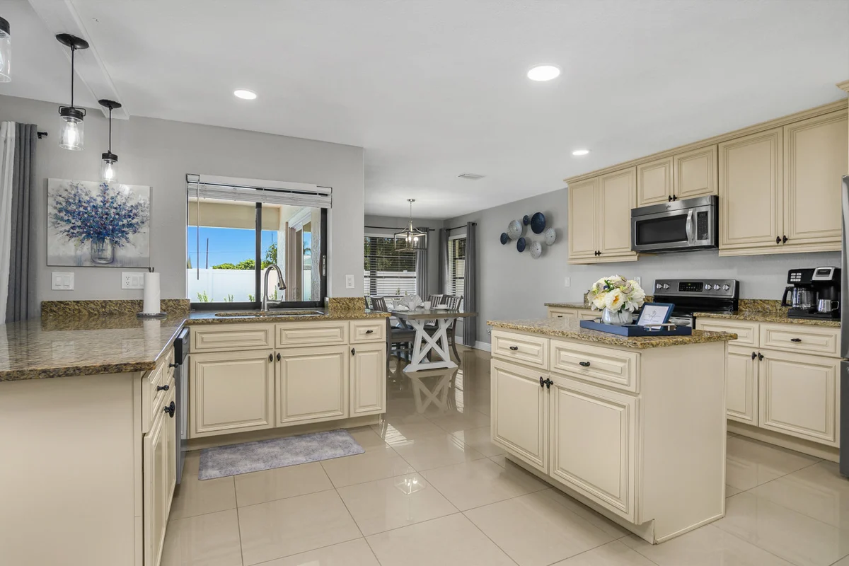Cape Coral Dream Home – Pool, Games & Mini Golf #14