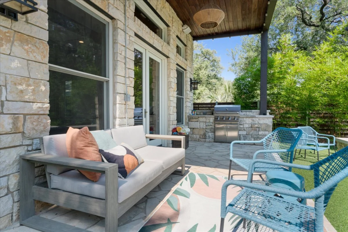 Downtown Retreat: sleeps 24 : 2 Pools/Spas : Gyms : Game Rooms : Fire Pit #28