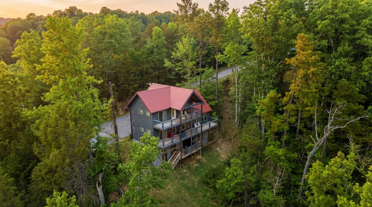 Home in Sevierville property photo 2