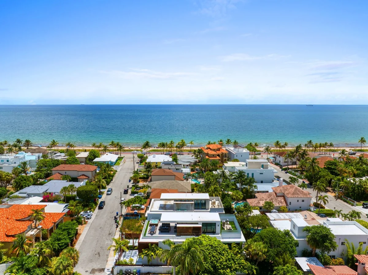 Modern Beach Villa w/ Rooftop Jacuzzi & Pool #21