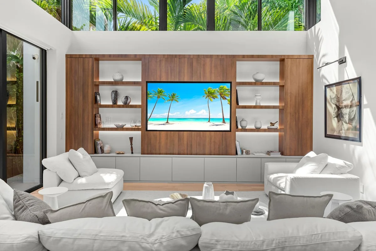 Modern Beach Villa w/ Rooftop Jacuzzi & Pool #10