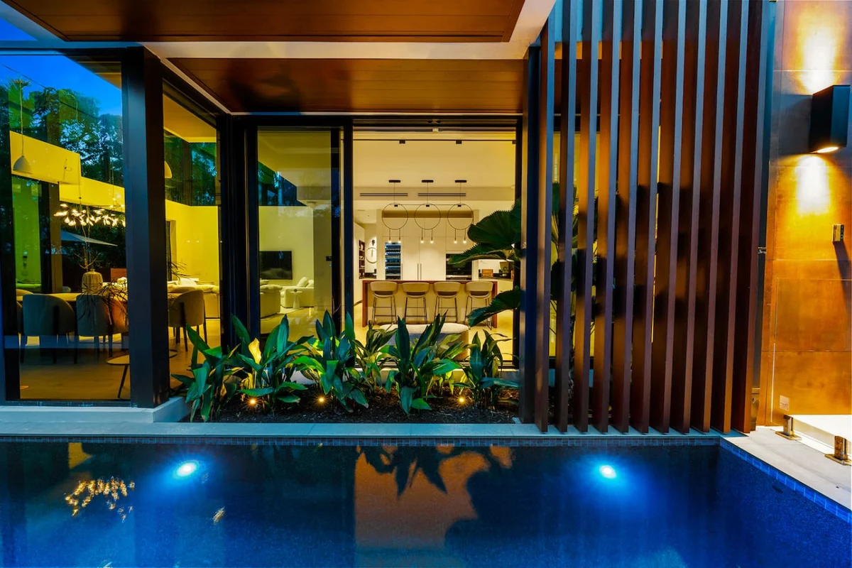 Modern Beach Villa w/ Rooftop Jacuzzi & Pool #41