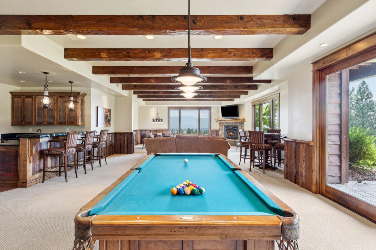 Elegant Mountain Abode property photo 4