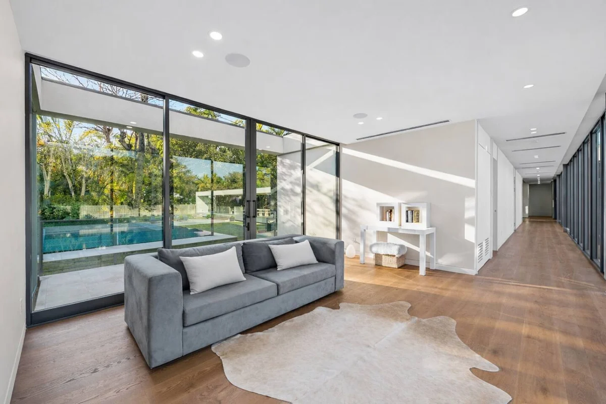 Modern Villa w Pool + Spacious Outdoor Living #9