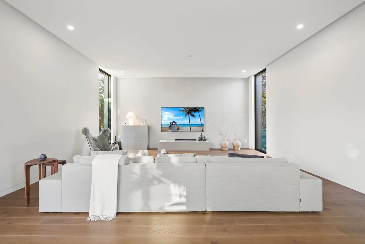 Modern Villa w Pool + Spacious Outdoor Living #36