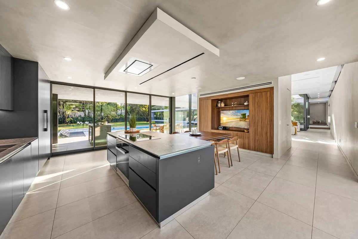 Modern Villa w Pool + Spacious Outdoor Living #14