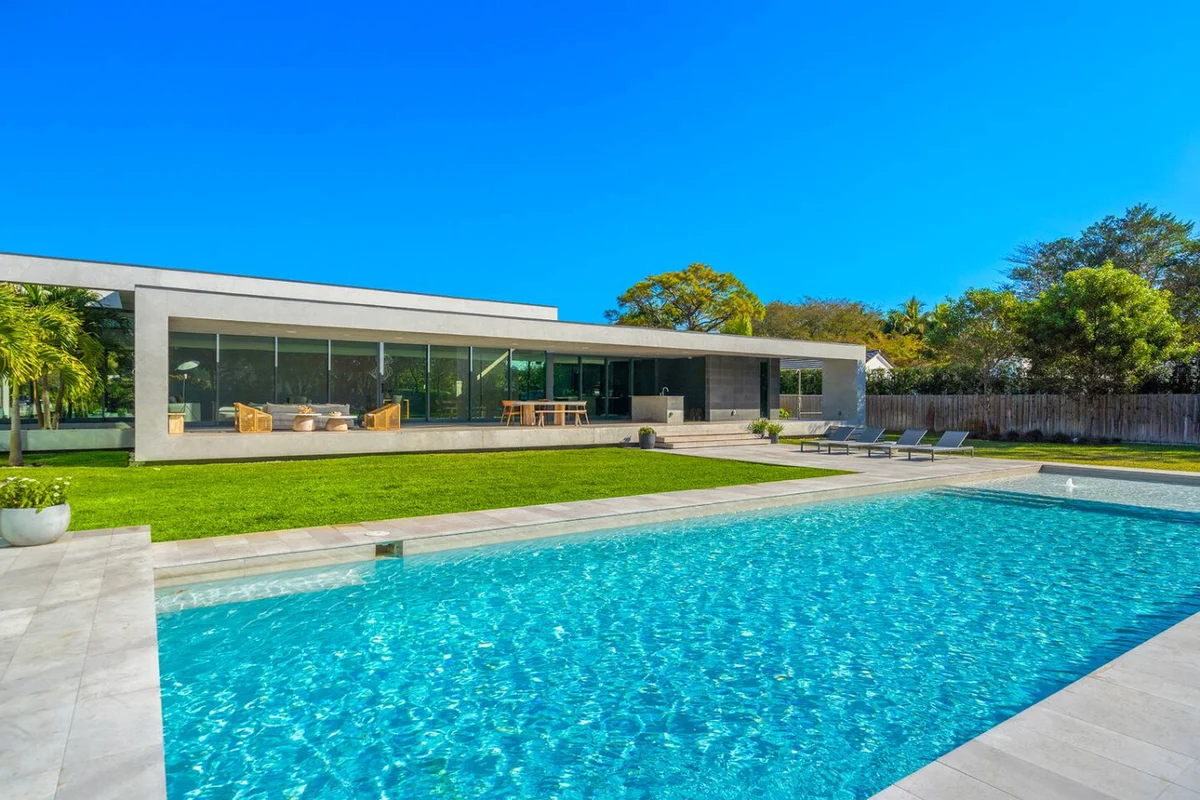 Modern Villa w Pool + Spacious Outdoor Living #28