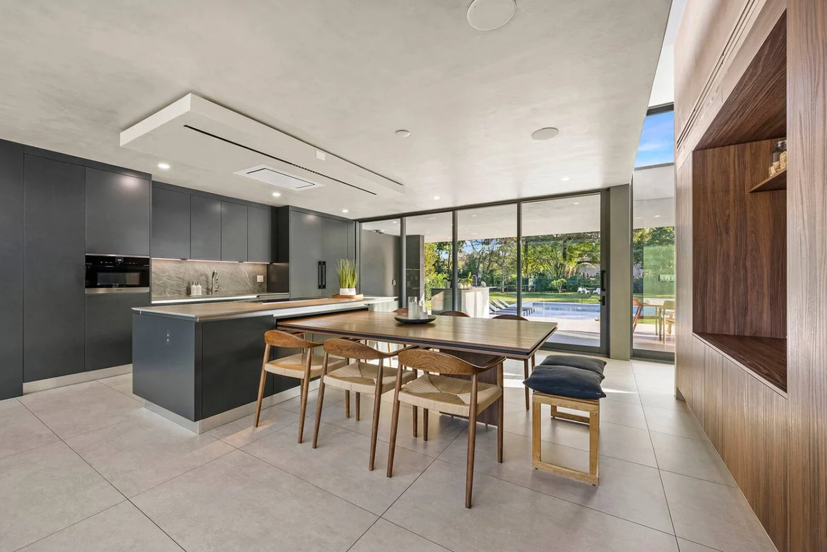 Modern Villa w Pool + Spacious Outdoor Living #20
