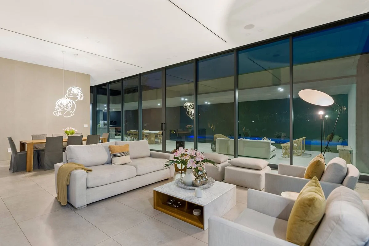 Modern Villa w Pool + Spacious Outdoor Living #37
