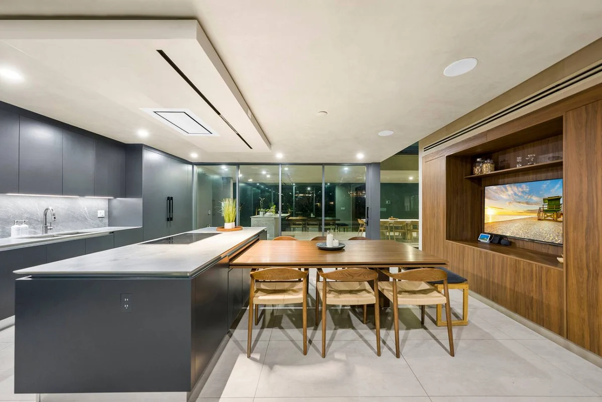 Modern Villa w Pool + Spacious Outdoor Living #41