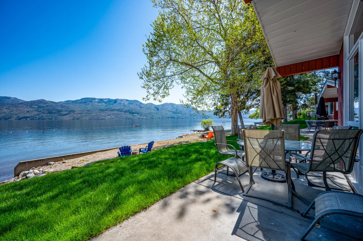 Home in West Kelowna property photo 2