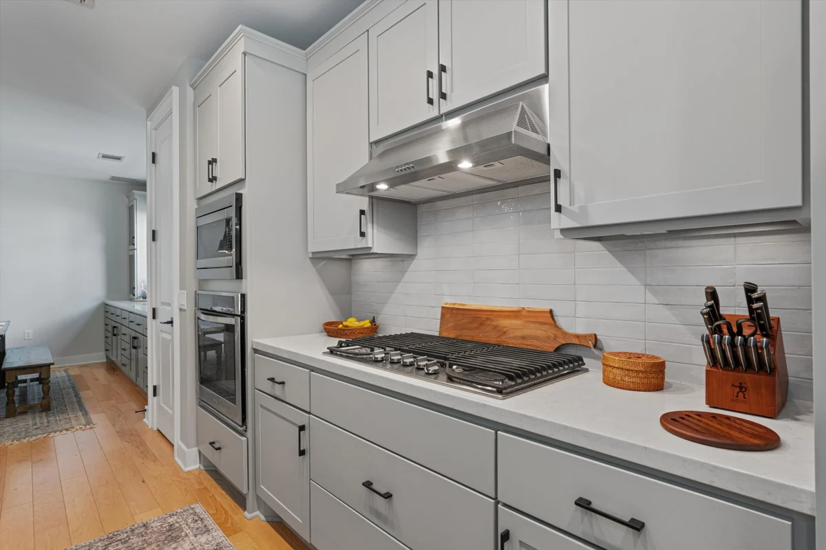 Zilker Homes | 2 Pools, Hot Tub, Fire Pits | Sleeps 18 #15