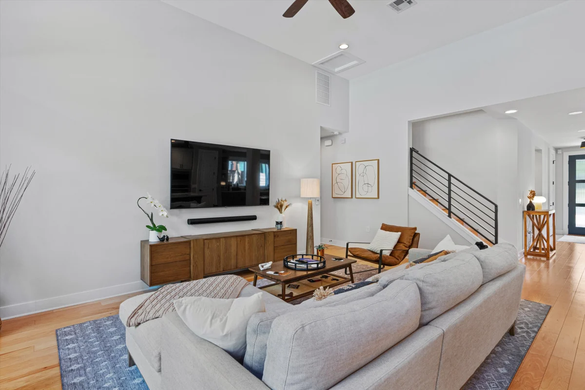 Zilker Homes | 2 Pools, Hot Tub, Fire Pits | Sleeps 18 #139