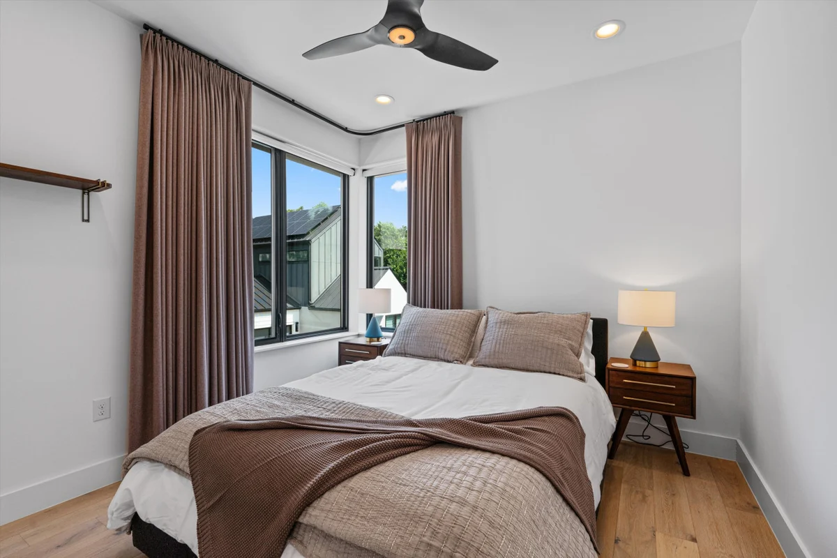 Zilker Homes | 2 Pools, Hot Tub, Fire Pits | Sleeps 18 #92