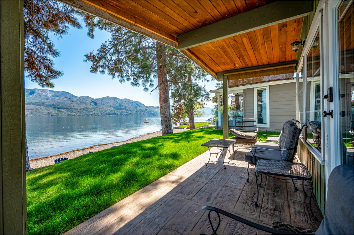 Home in West Kelowna property photo 2